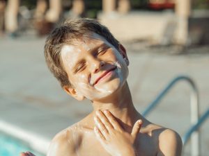 Read more about the article Как ухаживать за кожей летом: советы и рекомендации